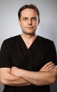 Дмитро Власенко